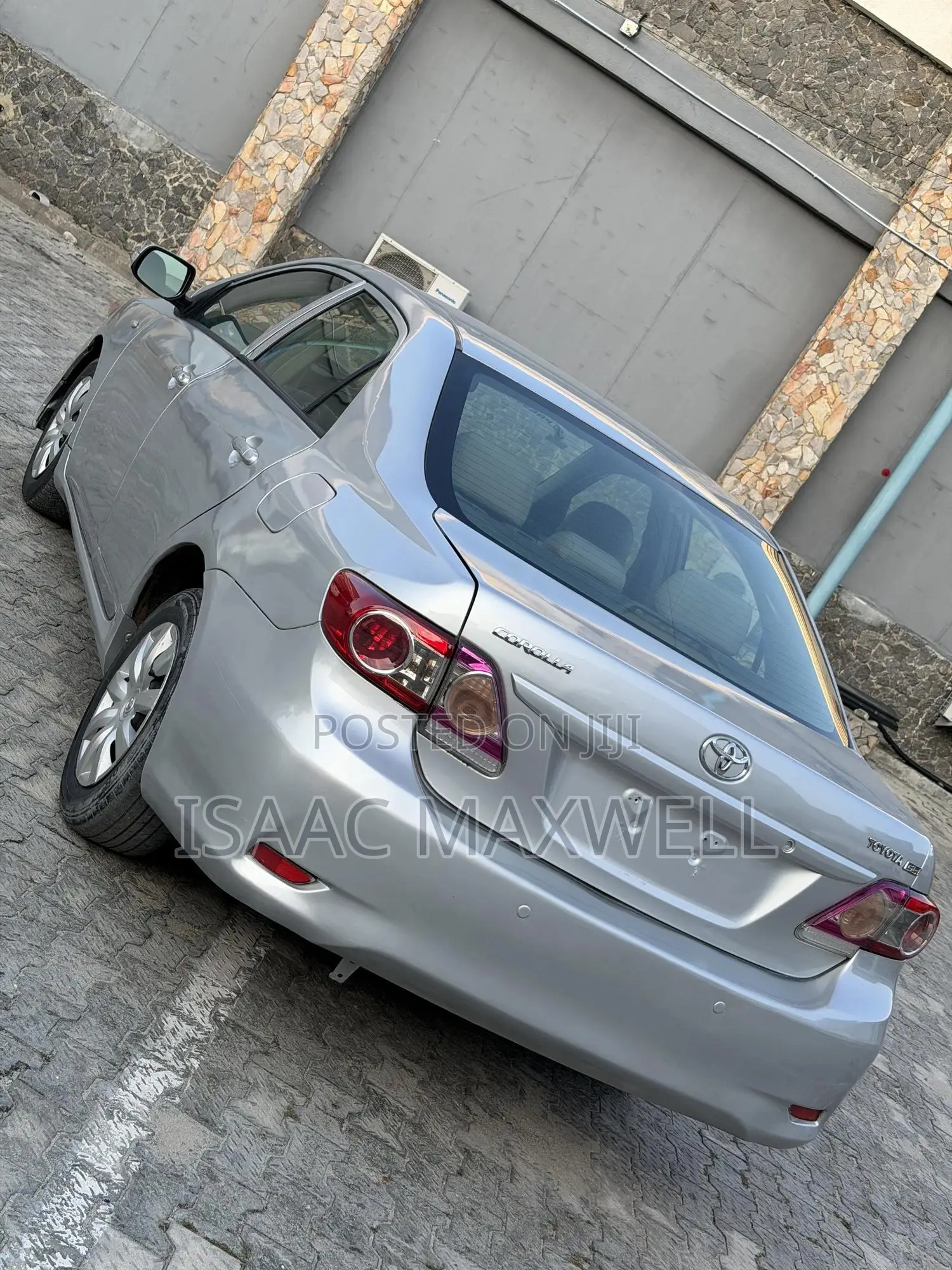 Toyota Corolla 2011 Silver