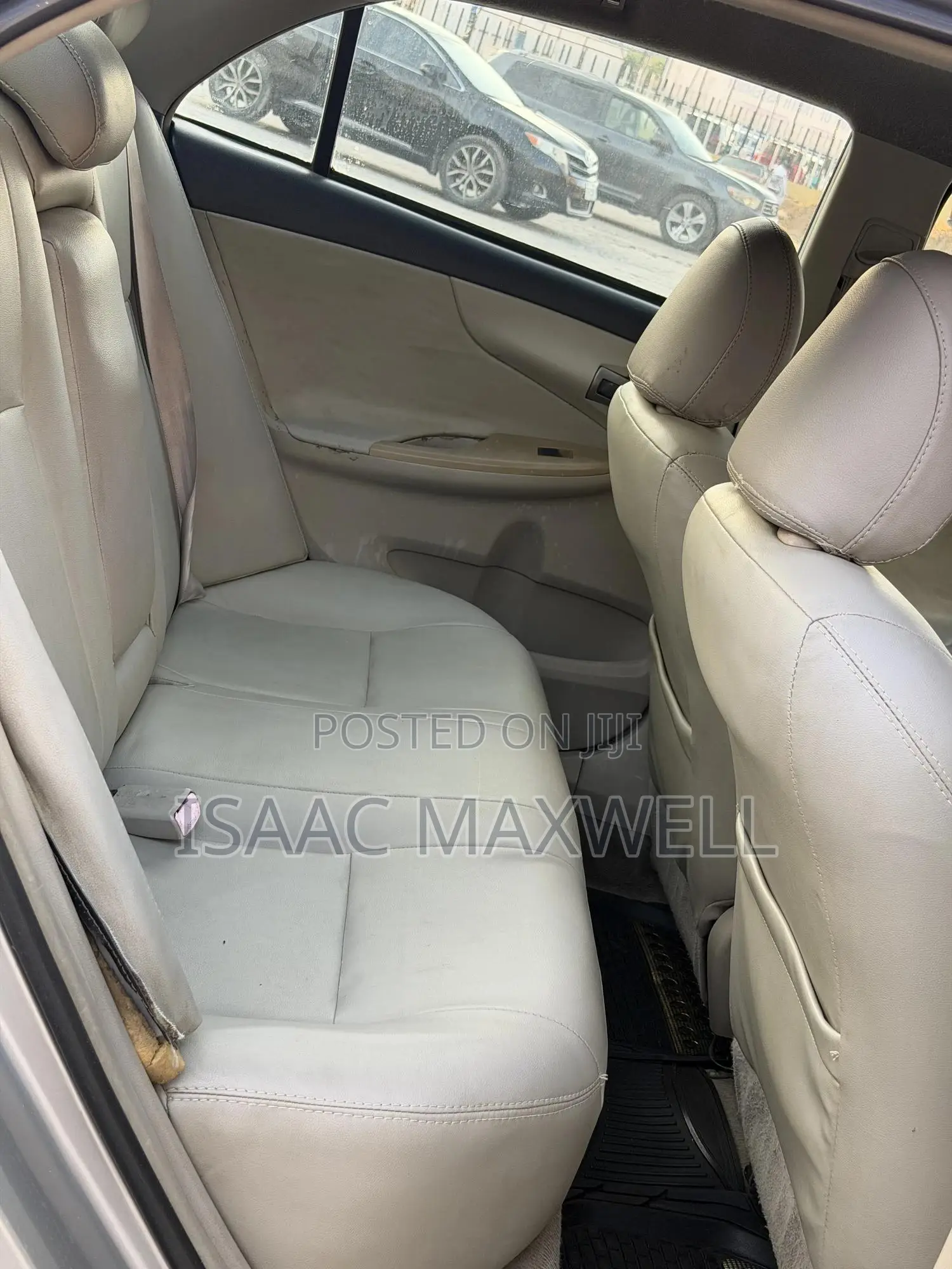 Toyota Corolla 2011 Silver