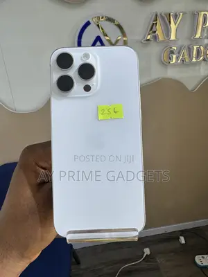 Apple iPhone 16 Pro Max 256 GB White