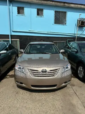 Toyota Camry 2.4 LE 2008 Gold