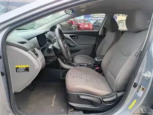 Hyundai Elantra 2015 Silver