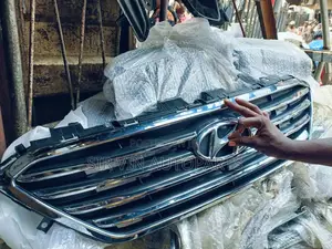 Front Grill for Hyundai Sonata 2016 Brand New