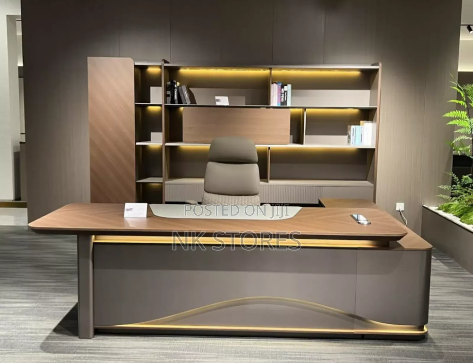 Boss Office Quality Table