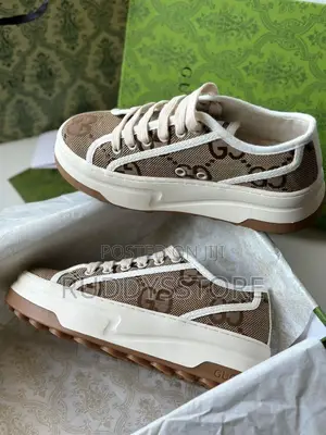 Gucci Tennis 1977 Signature Sneakers/ Buy One Get a Free Sock