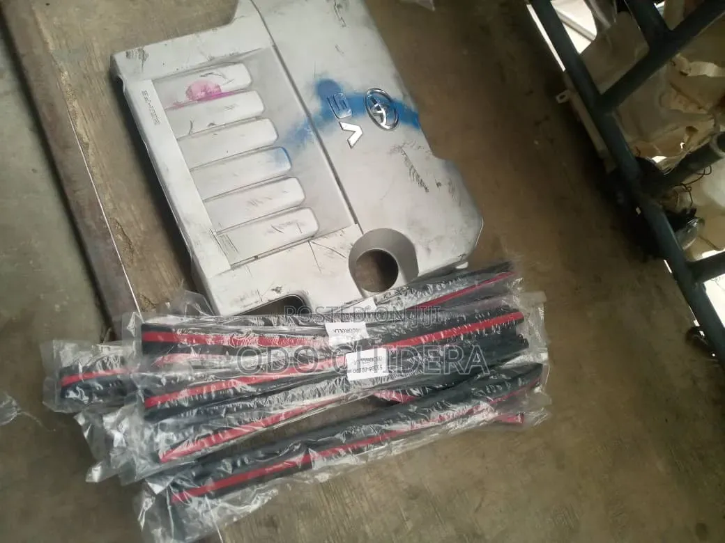 Engine Cover Camry 2010 Model