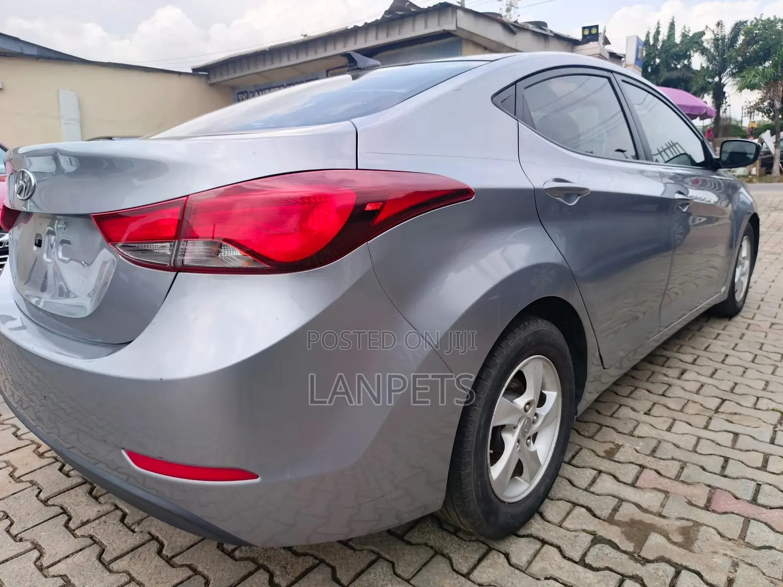 Hyundai Elantra 2015 Silver