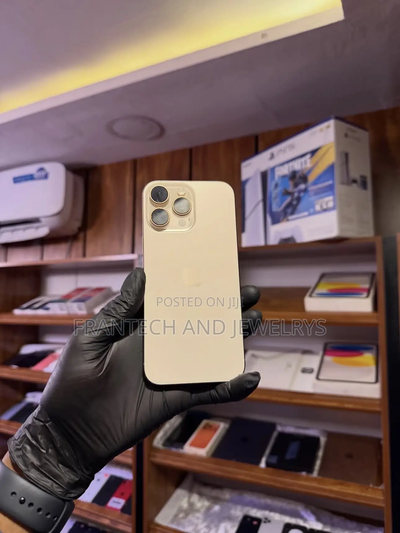 Apple iPhone 16 Pro Max 256 GB Gold