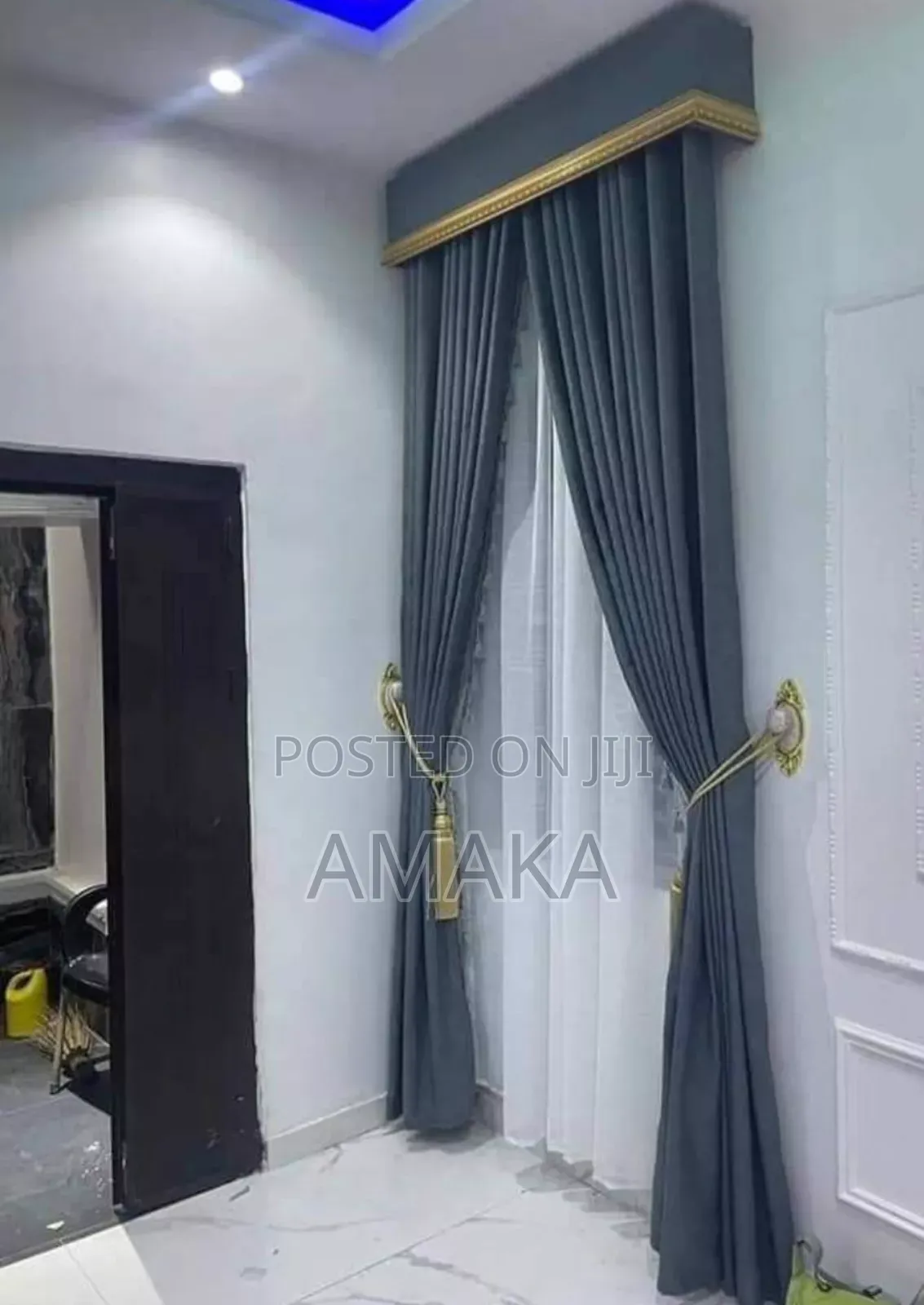 D' Throne Curtains And Accessories