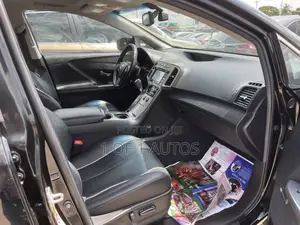 Toyota Venza Limited 4dr Wagon AWD (3.5L 6cyl 6A) 2015 Black