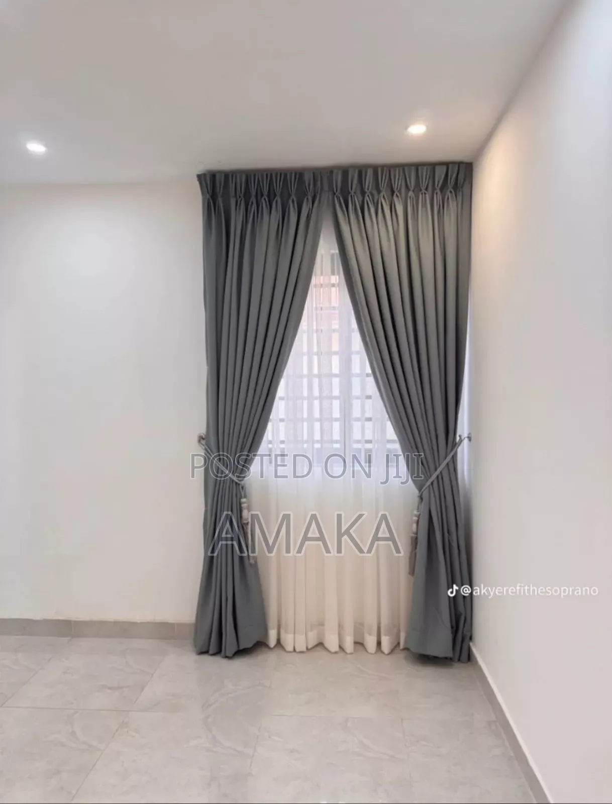 D' Throne Curtains And Accessories
