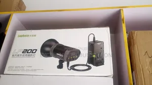 Indoor and Outdoor Photo Light