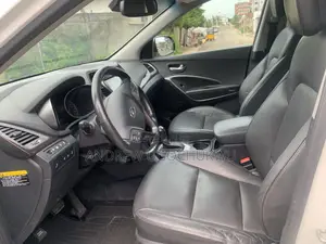 Hyundai Santa Fe 2018 White