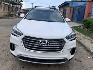Hyundai Santa Fe 2018 White