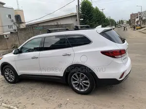 Hyundai Santa Fe 2018 White