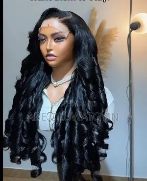 Luxe Bouncy Wig