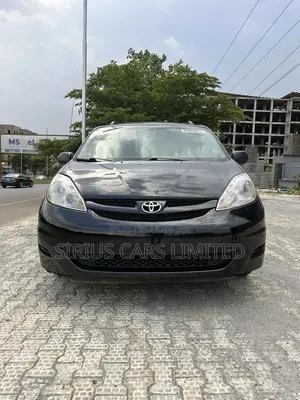 Toyota Sienna CE 8 Passenger 2010 Black