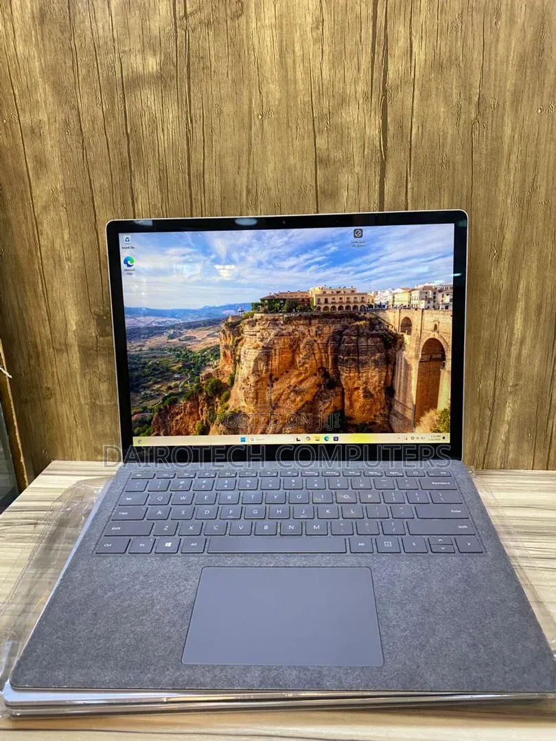 Laptop HP EliteBook x360 1030 G8 16GB Intel Core i7 SSD 512GB