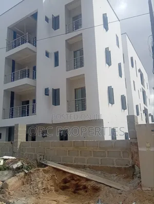 3 Bedrooms Flat With Bq