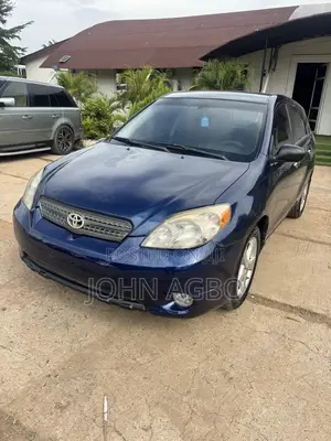 Toyota Matrix Hatchback FWD (1.8L 4cyl 5M) 2006 Blue