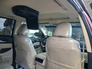 Toyota Highlander Limited 4x4 V6 (3.5L 6cyl 8A) 2017 Maroon