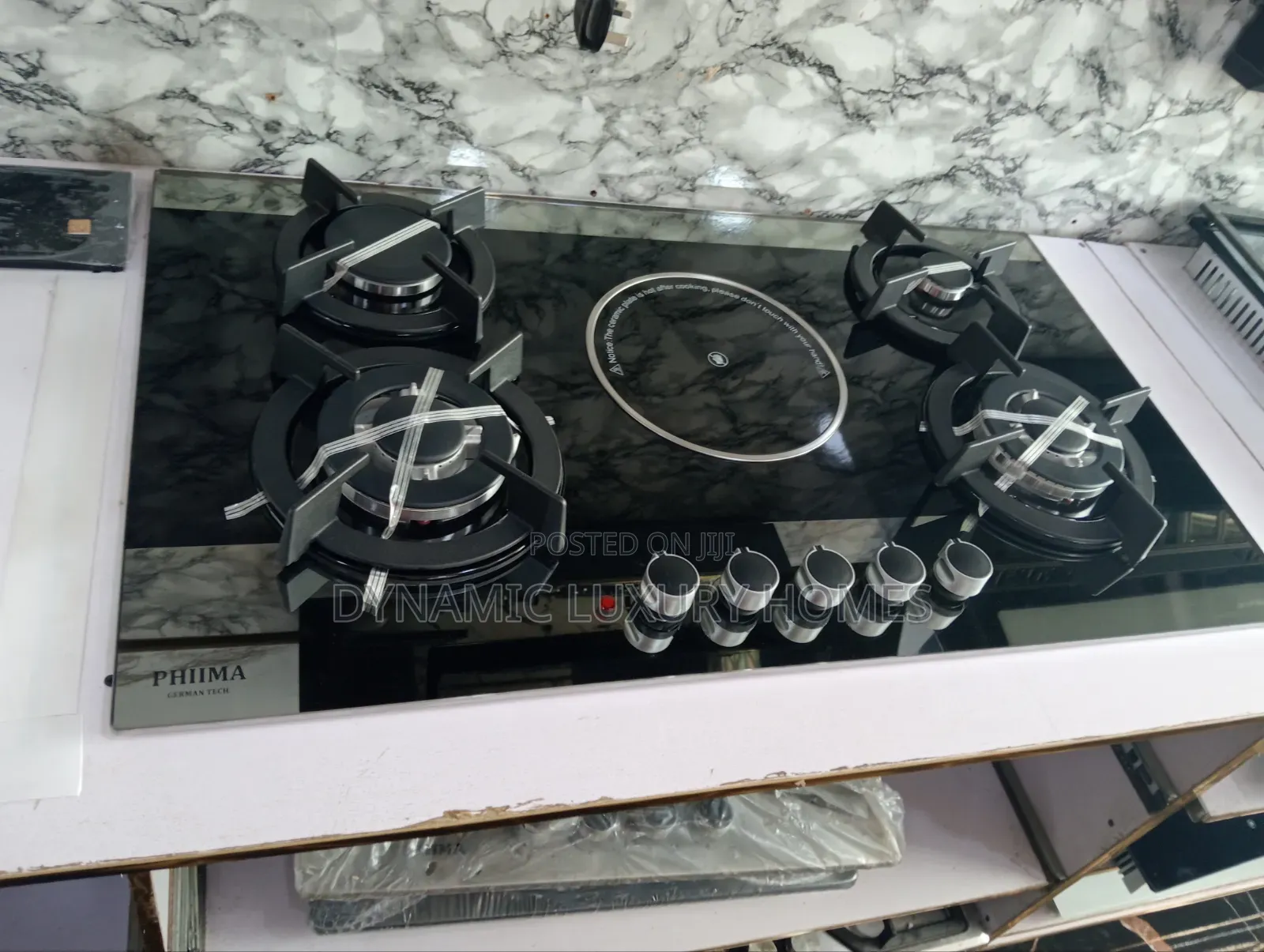 Phima 4 Burner Gas and 1 Eletric
