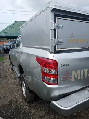 Mitsubishi L200 Double Cab 2.4 154hp 4WD 2016 Silver