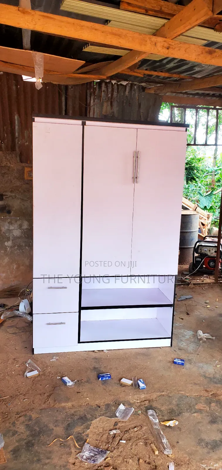 4× 6 Standard Wardrobe