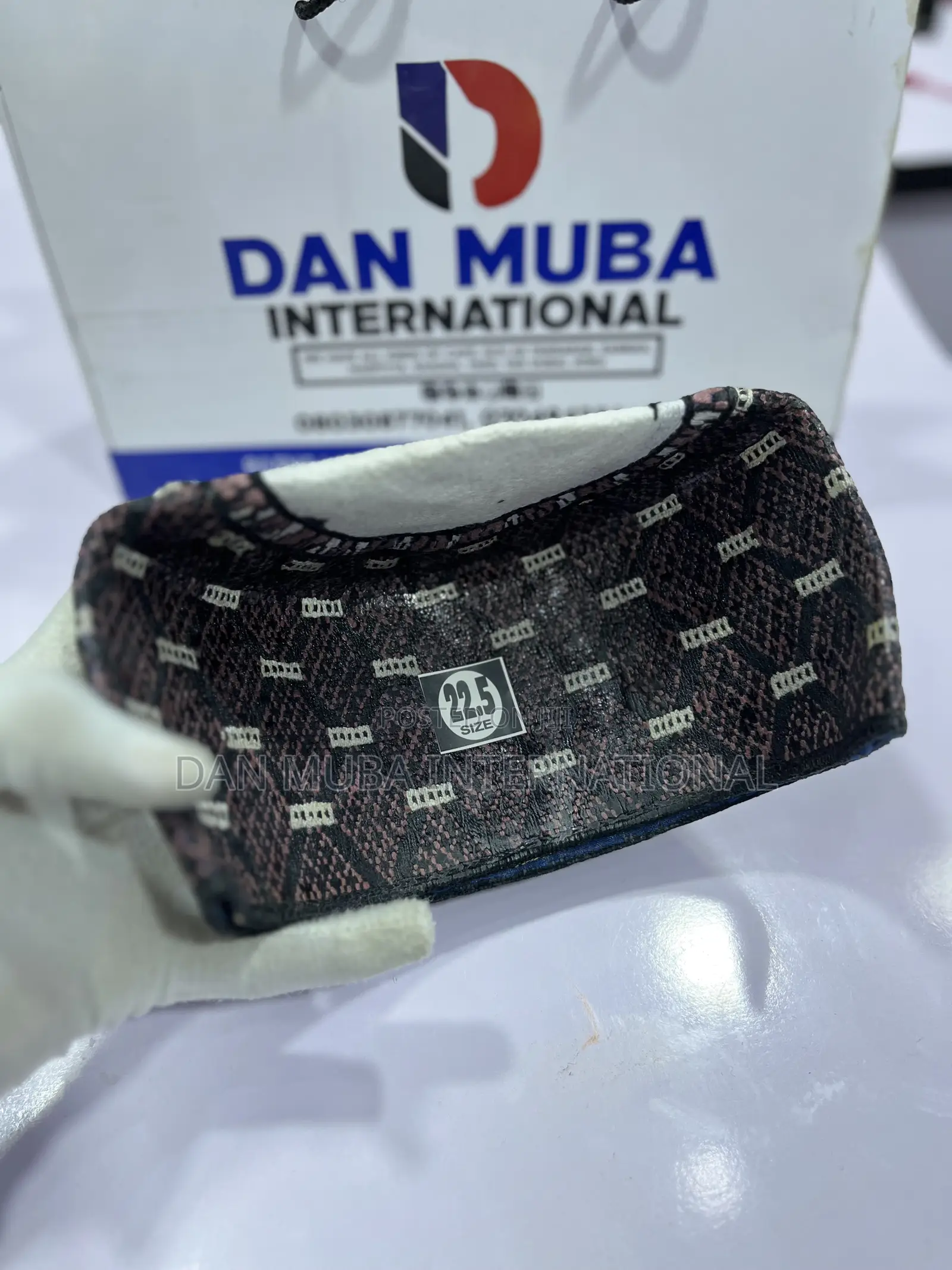 Junior Tangaran
