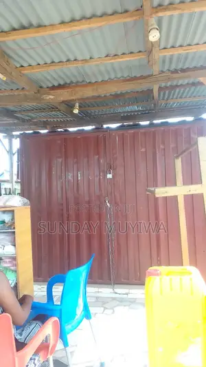 Clean Used 12/12 Container for Sale at Agbofieti BCJ Apata
