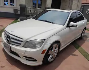Mercedes-Benz C300 2011 White