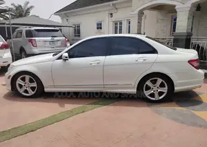 Mercedes-Benz C300 2011 White