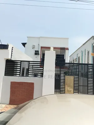 2bdrm Block of Flats in Lagoon Estate, Ebute for rent