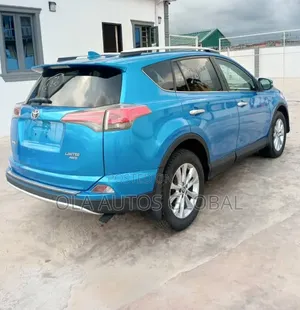 Toyota RAV4 2016 Blue