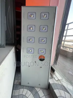 Solar Street Light 8eyes