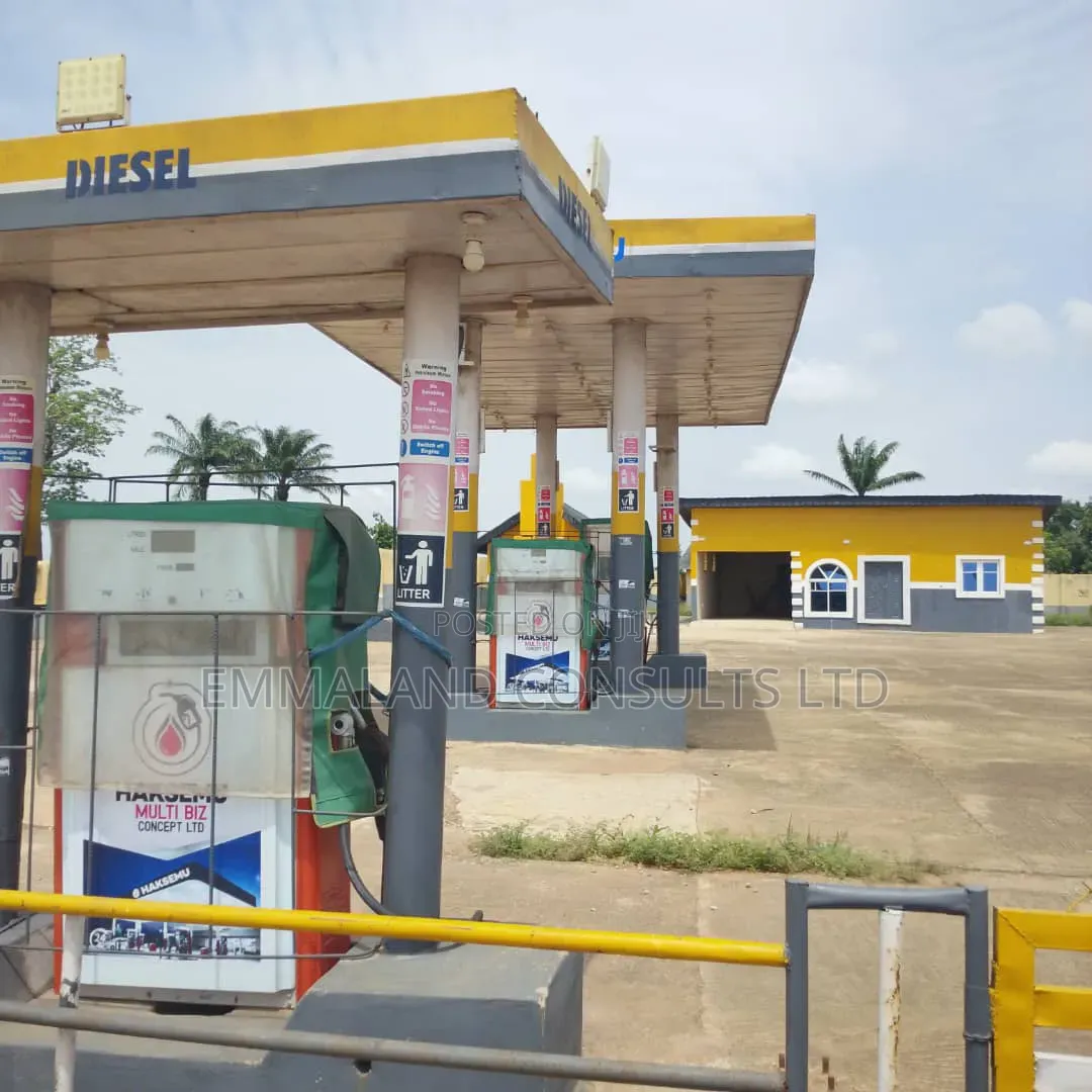 Fuel Station