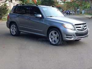 Mercedes-Benz GLK-Class Base GLK 350 4dr 4x2 (3.5L 6cyl 7A) 2015 Gray