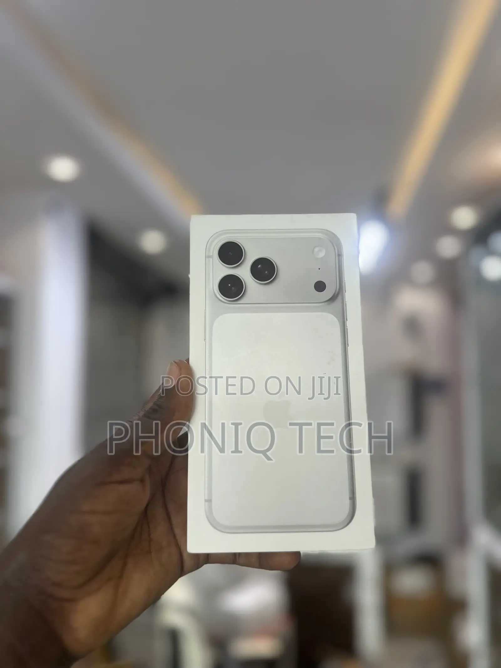 New Apple iPhone 17 Pro Max 256 GB Silver