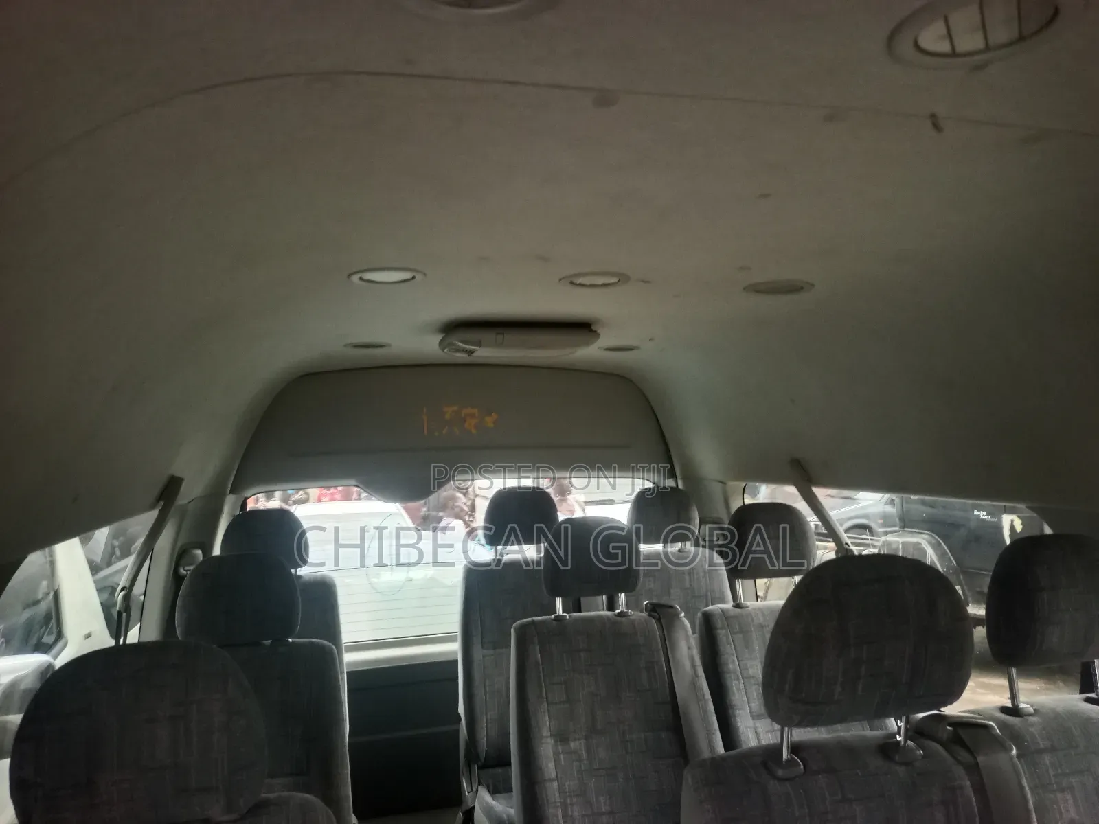 Toyota HiAce 2010 White