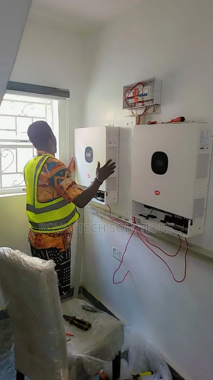 Professional Solar Installer