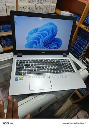 Laptop Acer Aspire V3-574G 8GB Intel Core i7 HDD 1T