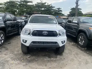 Toyota Tacoma TRD PRO V6 4dr Double Cab 4WD 5.0 ft. SB (4.0L 6cyl 6M)