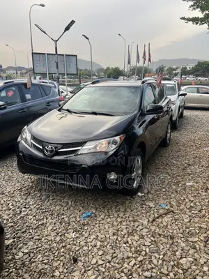 Toyota RAV4 XLE AWD (2.5L 4cyl 6A) 2013 Black