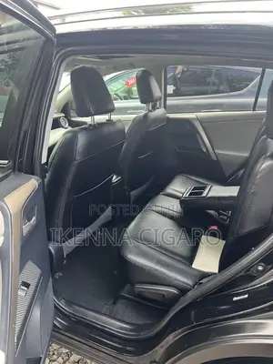 Toyota RAV4 XLE AWD (2.5L 4cyl 6A) 2013 Black