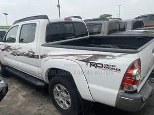 Toyota Tacoma 2013 White