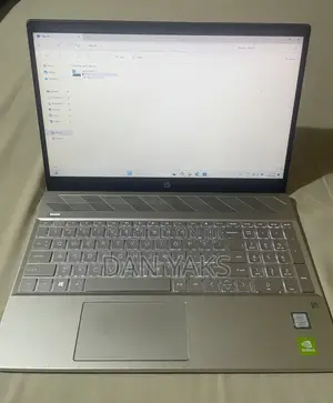Laptop HP Pavilion 15 8GB Intel Core i7 HDD 1T