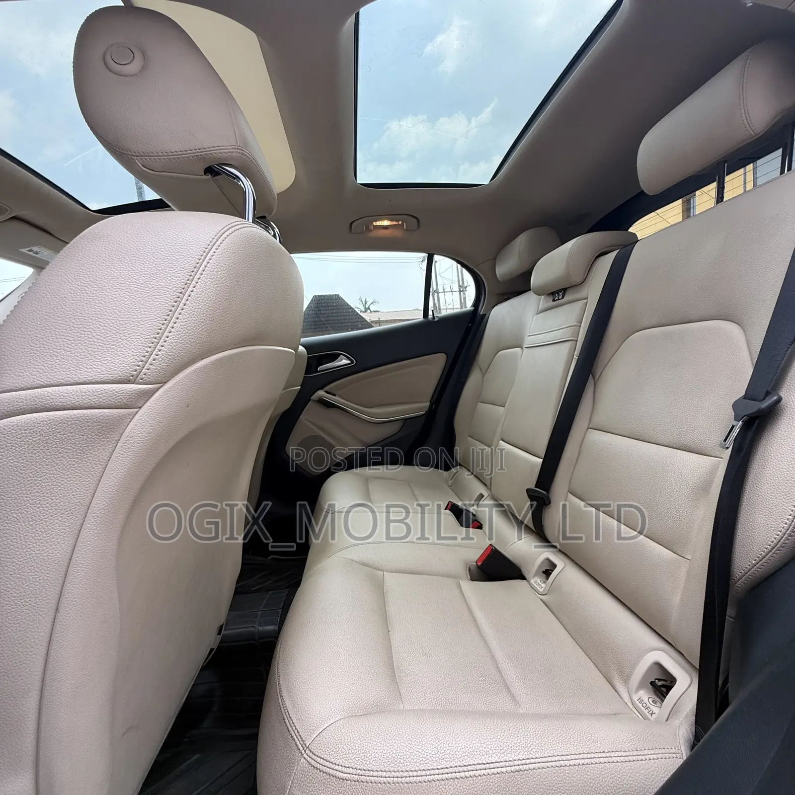 Mercedes-Benz GLA 250 2016 Black
