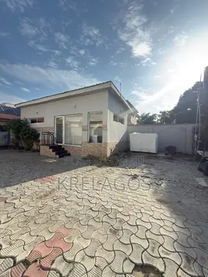 Commercial Space for Rent — Detached Bungalow | Lekki Phase 1