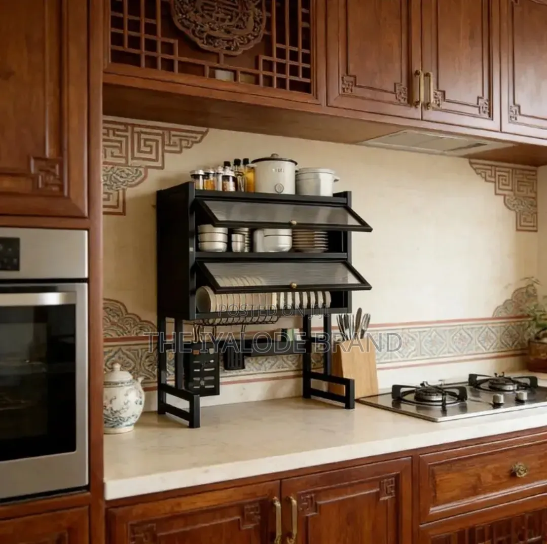 Plates Rack