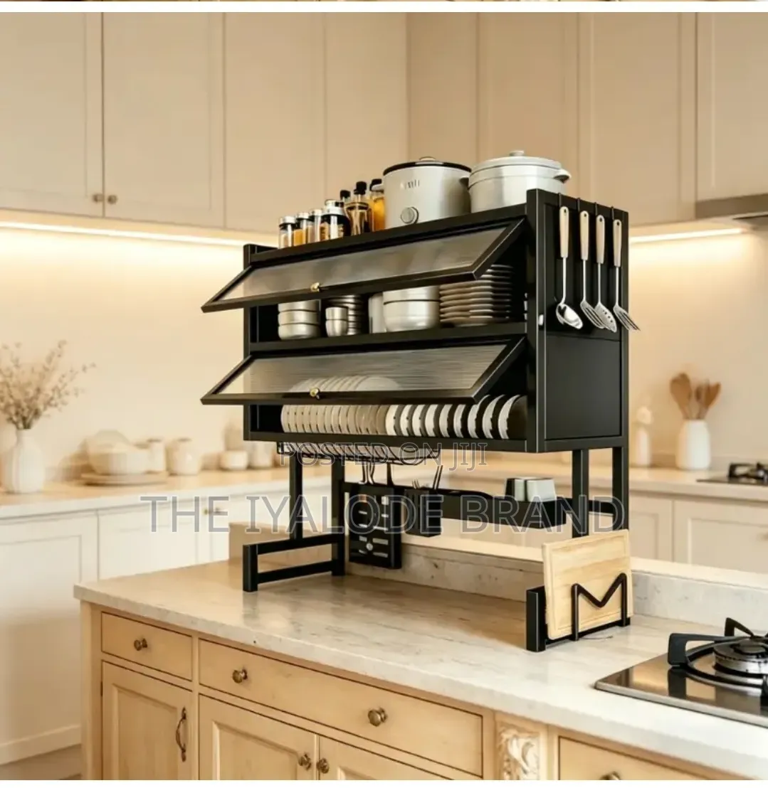 Plates Rack