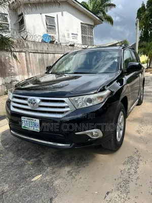 Toyota Highlander Limited 3.5l 4WD 2013 Black